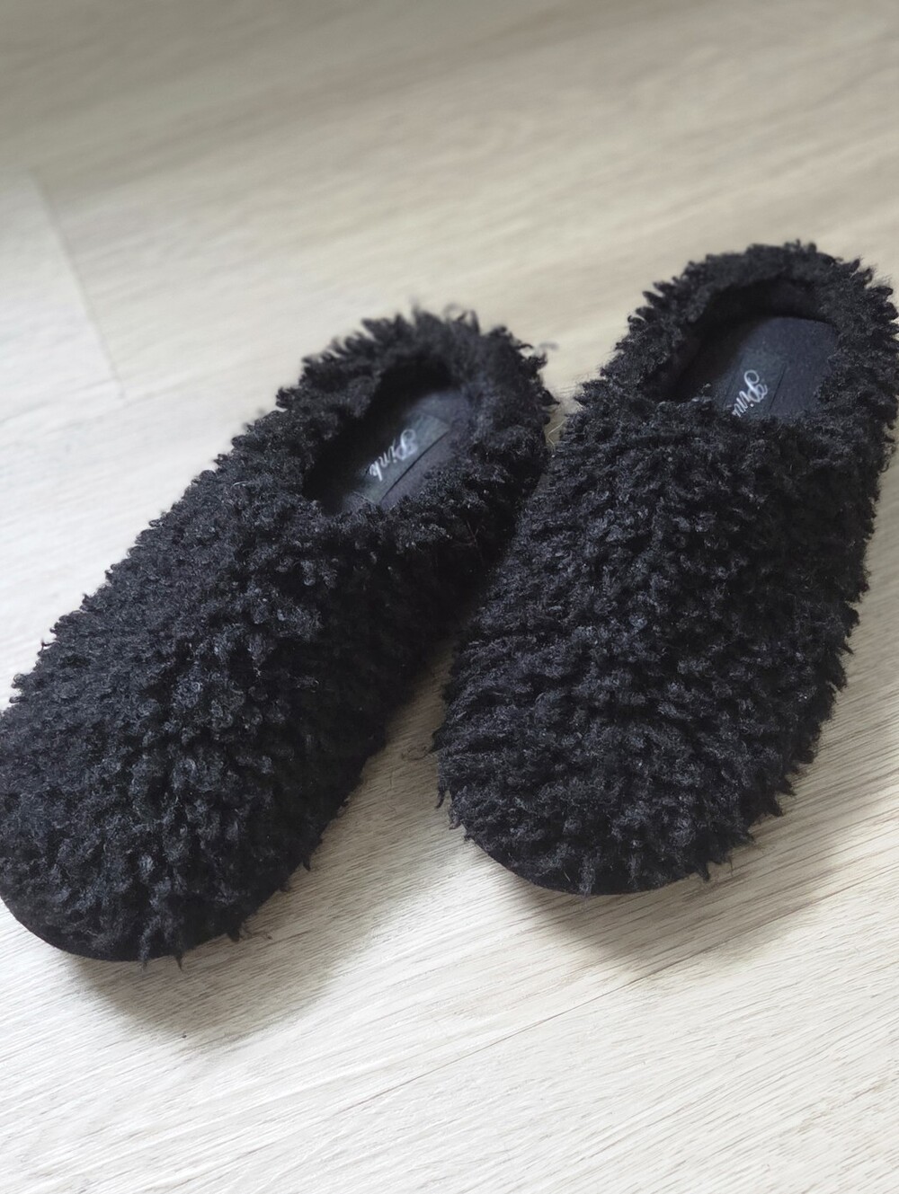 Victoria's Secret Pink Slippers